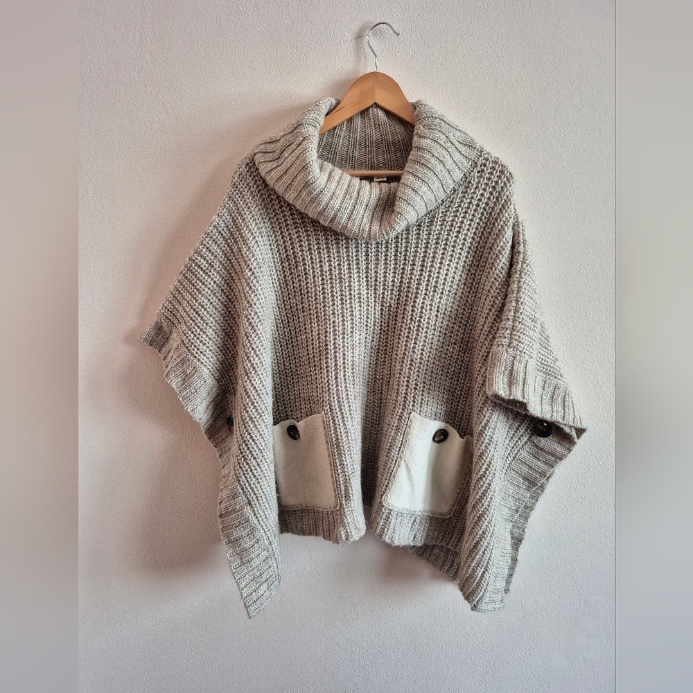 Wool And Alpaca Blend Chunky Knit Poncho Sleeping On Snow Anthropologie One Size - Picture 2 of 7